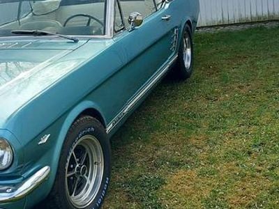 Usata Ford Mustang Convertible 200 CV (147 kW) 1966 Blu Cabrio