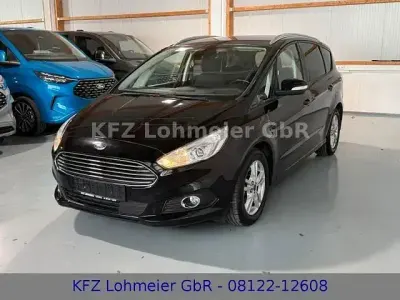 Używany Ford S-MAX Business Edition 160 KM (117 kW) 2016 Czarny Minivan