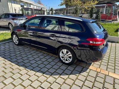 Usata Peugeot 308 Active 131 CV (96 kW) 2020 Blu Station wagon