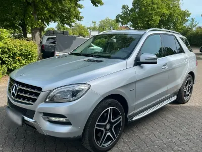 Brugt Mercedes ML350 258 HK (189 kW) 2012 Sølv SUV