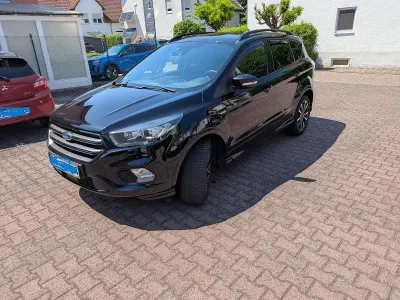 Gebraucht Ford Kuga ST-Line 175 PS (128 kW) 2019 Schwarz SUV