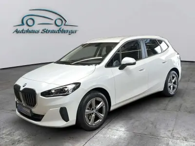 Gebraucht BMW 218 136 PS (100 kW) 2024 Mineralweiss Van / Kleinbus