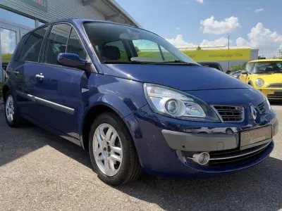 Używany Renault Scénic II Exception 111 KM (81 kW) 2009 Niebieski Minivan