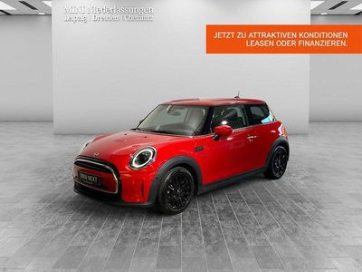 Rot Gebraucht 2022 Mini Cooper Kleinwagen | 25.202 € (Etwas zu teuer)