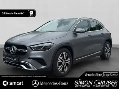Gebraucht Mercedes GLA250 Progressive 224 PS (164 kW) 2024 Grau SUV