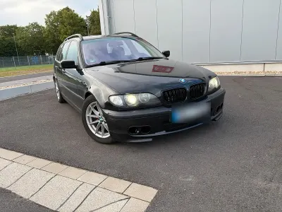 Gebraucht BMW 325 M Sport 192 PS (141 kW) 2001 Schwarz Kombi