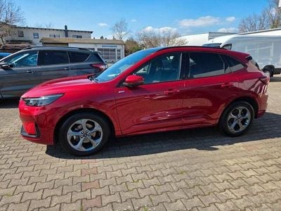 Second-hand Ford Kuga ST-Line 152 CP (111 kW) 2024 Roșu SUV