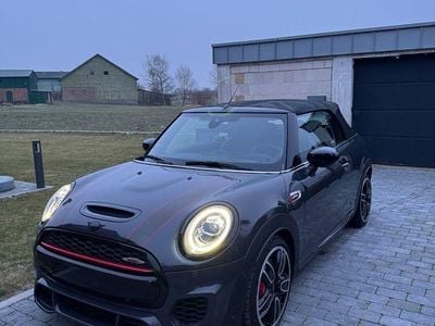 Grau Gebraucht 2020 Mini John Cooper Works Kleinwagen | 35.000 € (Teuer)