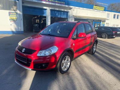 Gebraucht Suzuki SX4 Club 135 PS (99 kW) 2013 Rot SUV