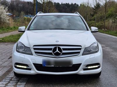 gebraucht Mercedes C220 CDI T Autom. / Xenon/Navi/S-Dach