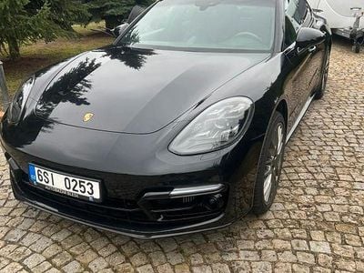 Schwarz Gebraucht 2019 Porsche Panamera Turbo S Limousine | 79.739 € (Fairer Preis)