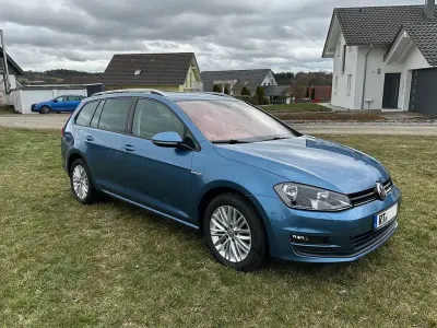 Gebraucht VW Golf VII Cup 105 PS (77 kW) 2014 Blau Kombi
