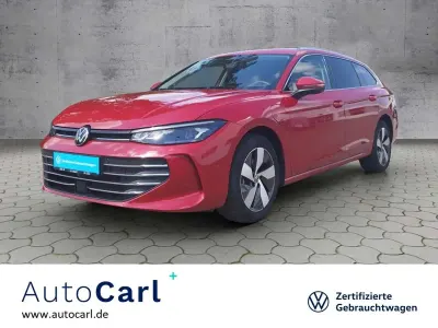 Gebraucht VW Passat 150 PS (110 kW) 2025 Rot Kombi