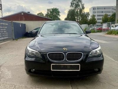 BMW 525