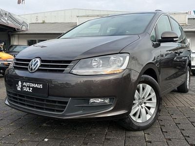 Gebraucht VW Sharan Comfortline 150 PS (110 kW) 2018 Braun Van / Kleinbus