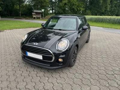 Gebraucht Mini Cooper Pepper 136 PS (100 kW) 2017 Schwarz Kleinwagen