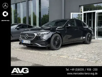 Gebraucht Mercedes E220 AMG 197 PS (144 kW) 2026 Schwarz Limousine