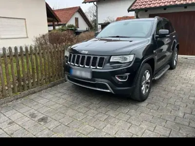 Gebraucht Jeep Grand Cherokee 250 PS (183 kW) 2014 Schwarz SUV
