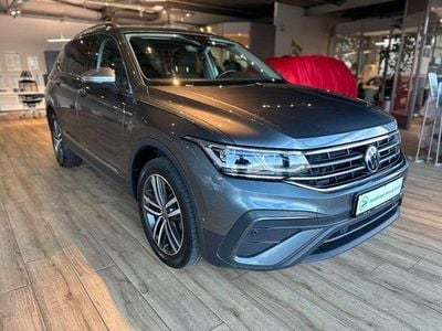 Gebraucht VW Tiguan Allspace 150 PS (110 kW) 2023 Grau SUV