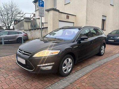 Schwarz Gebraucht 2013 Ford Mondeo Titanium Kombi | 3.700 € (Fairer Preis)