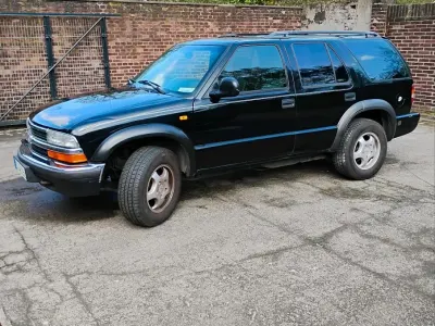 Używany Chevrolet Blazer 193 KM (141 kW) 1998 Czarny SUV