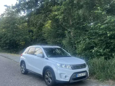 Gebraucht Suzuki Vitara Comfort+ 120 PS (88 kW) 2017 Weiß SUV