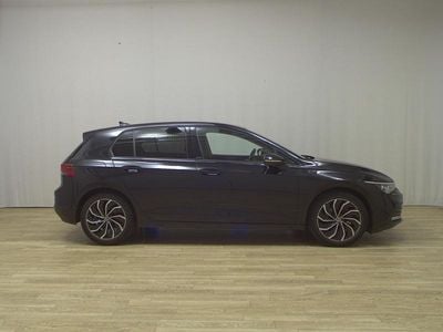 Gebraucht VW Golf VIII Active 150 PS (110 kW) 2022 Schwarz Limousine
