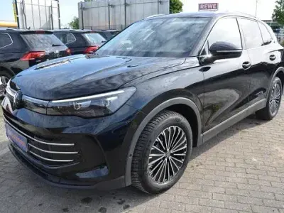 Gebraucht VW Tiguan Elegance 150 PS (110 kW) 2026 Schwarz SUV