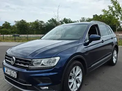 Gebraucht VW Tiguan Highline 150 PS (110 kW) 2017 Blau SUV