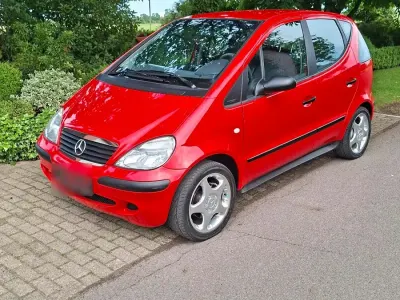 Gebraucht Mercedes A160 102 PS (75 kW) 2001 Rot Kleinwagen