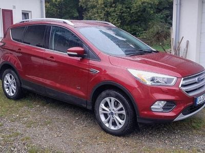 Rot Gebraucht 2017 Ford Kuga Titanium SUV | 13.900 € (Guter Preis)