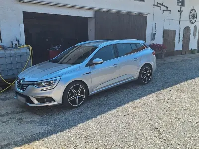 Gebraucht Renault Mégane GrandTour GT-Line 116 PS (85 kW) 2019 Silber Kombi