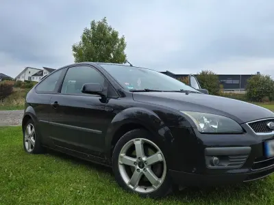 Usata Ford Focus Style 145 CV (106 kW) 2006 Nero Berlina
