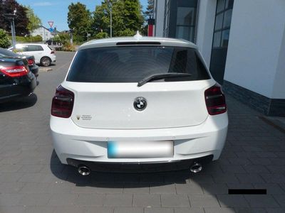 Gebraucht BMW 118 Performance 143 PS (105 kW) 2011 Weiß Kleinwagen