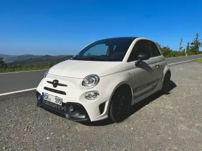 Gebraucht Abarth 595 Competizione 205 PS (150 kW) 2018 Weiß Kleinwagen