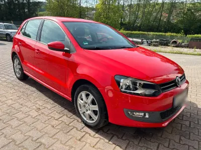 Gebraucht VW Polo Comfortline 84 PS (61 kW) 2010 Rot Kleinwagen