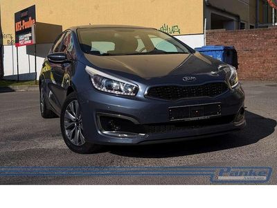 Gebraucht Kia Ceed 135 PS (99 kW) 2016 Planet blue Kleinwagen
