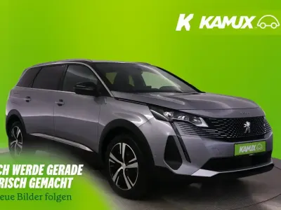 Gebraucht Peugeot 5008 GT 131 PS (96 kW) 2023 Silber / grau SUV