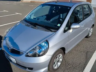 Gebraucht Honda Jazz ES 83 PS (61 kW) 2005 Silber Kleinwagen