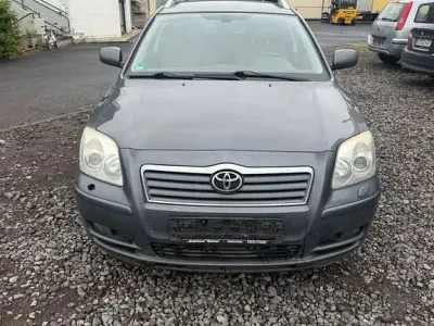 Gebraucht Toyota Avensis Executive 177 PS (130 kW) 2006 Grau Kombi