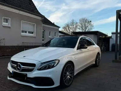 Gebraucht Mercedes C63 AMG AMG 476 PS (350 kW) 2017 Weiß Limousine