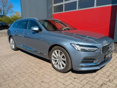Begagnad Volvo V90 Inscription 190 HK (139 kW) 2018 Blå Kombi