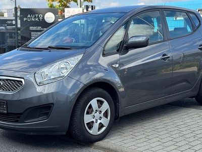 Gebraucht Kia Venga 90 PS (66 kW) 2011 Grau Kleinwagen