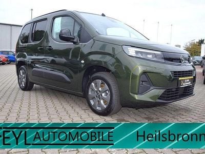 Grün Neu 2025 Opel Combo Edition Van / Kleinbus | 26.900 € (Etwas zu teuer)