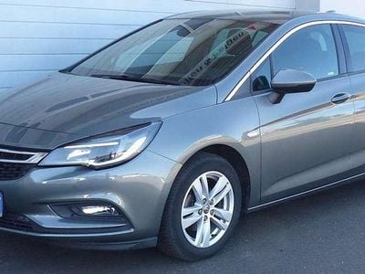 Quarz grau Gebraucht 2017 Opel Astra Dynamic Limousine | 12.100 € (Fairer Preis)
