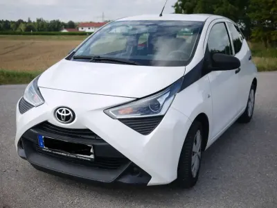 Gebraucht Toyota Aygo 72 PS (52 kW) 2021 Weiß Kleinwagen