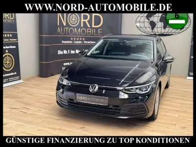 Gebraucht VW Golf VIII Life 150 PS (110 kW) 2023 Schwarz Limousine