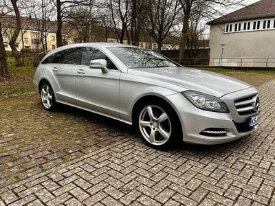Gebraucht Mercedes CLS350 Shooting Brake Edition 1 265 PS (194 kW) 2014 Silber Kombi