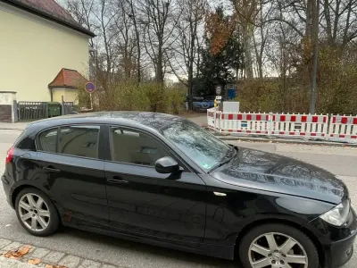 Gebraucht BMW 116 119 PS (87 kW) 2009 Schwarz Kleinwagen
