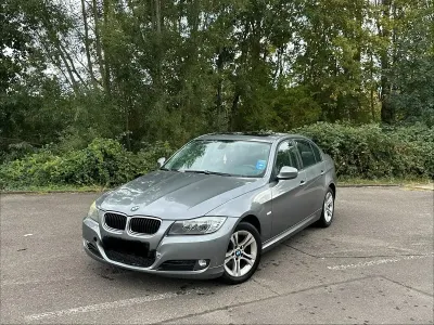 Gebraucht BMW 318 143 PS (105 kW) 2010 Grau Limousine